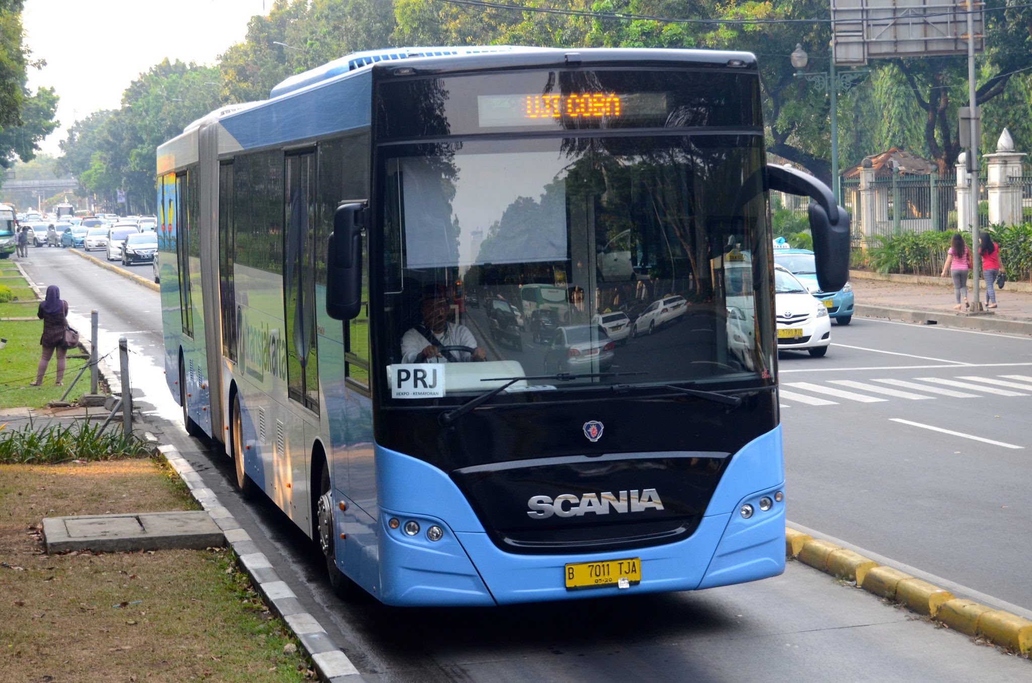 Menghafal Rute Bus Trans Jakarta Koridor XIII